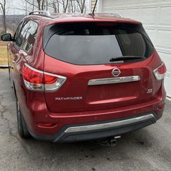 2014 Nissan Pathfinder