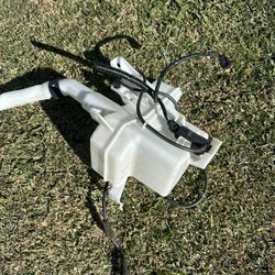 2020 Accord Washer Reservoir 