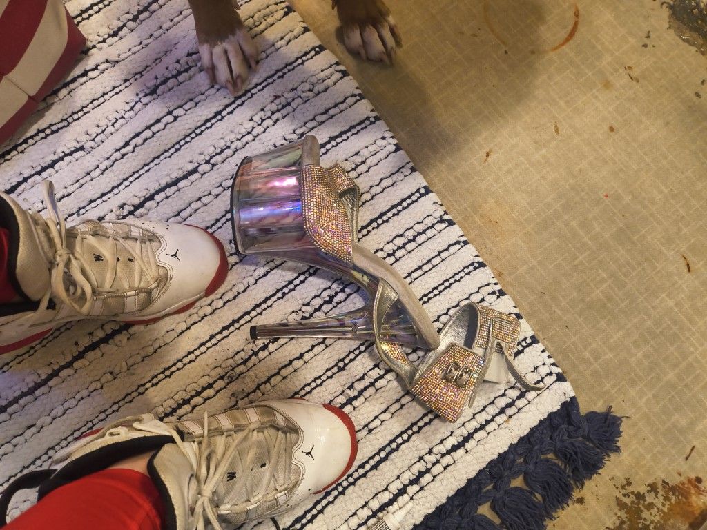 Size 5 Pleasers Heels 