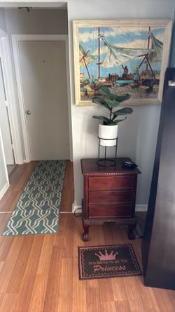 Small vintage braided trim end table