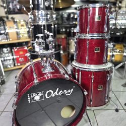 Yamaha Stage Custom Indonesia 4 Toms Drums  !! $300 Or Best Offer !!