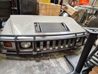 Hummer H2 hood