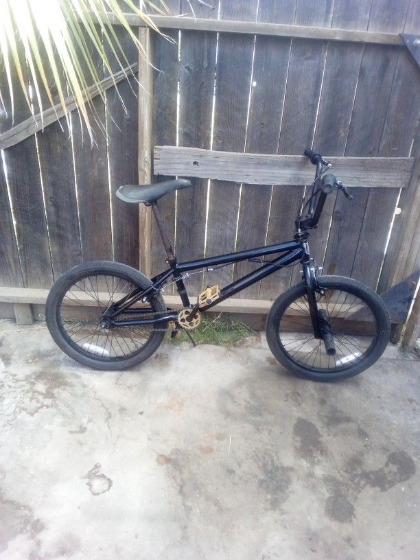 Mongoose BMX