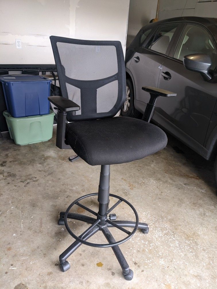 Staples Cabal Mesh and Fabric Stool Black Office Chair