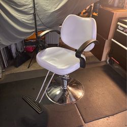 Barber chair