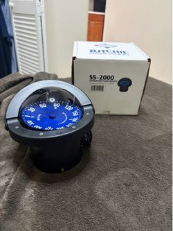 Ritchie SS-2000 marine compass