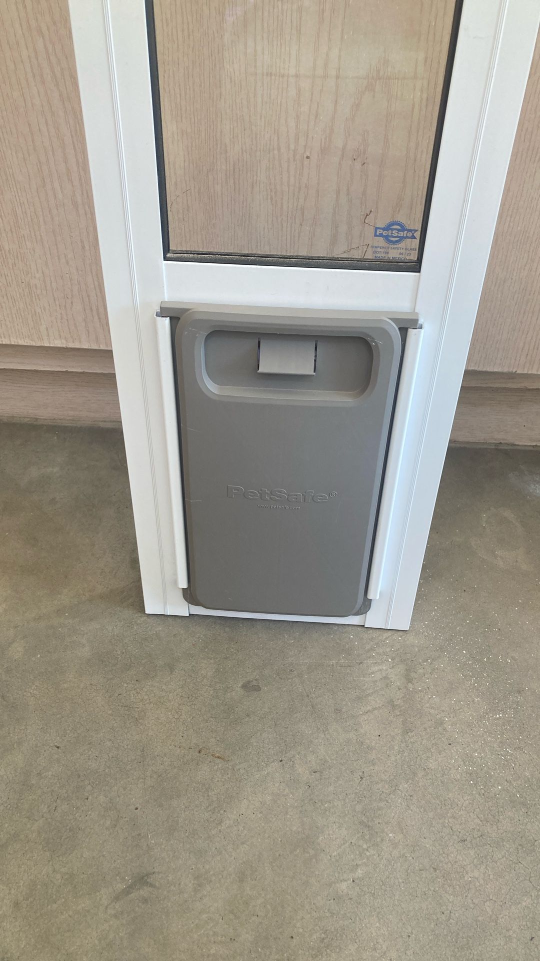 Cat Door And Fits Sliding Glass Doors 77-81” Tall
