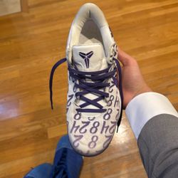Kobe 8 Protro Size 8.5 Court Purple 