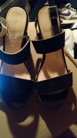 Womens heels size 10