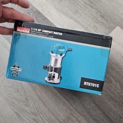 Makita 1 1/4 Hp  Compact Router