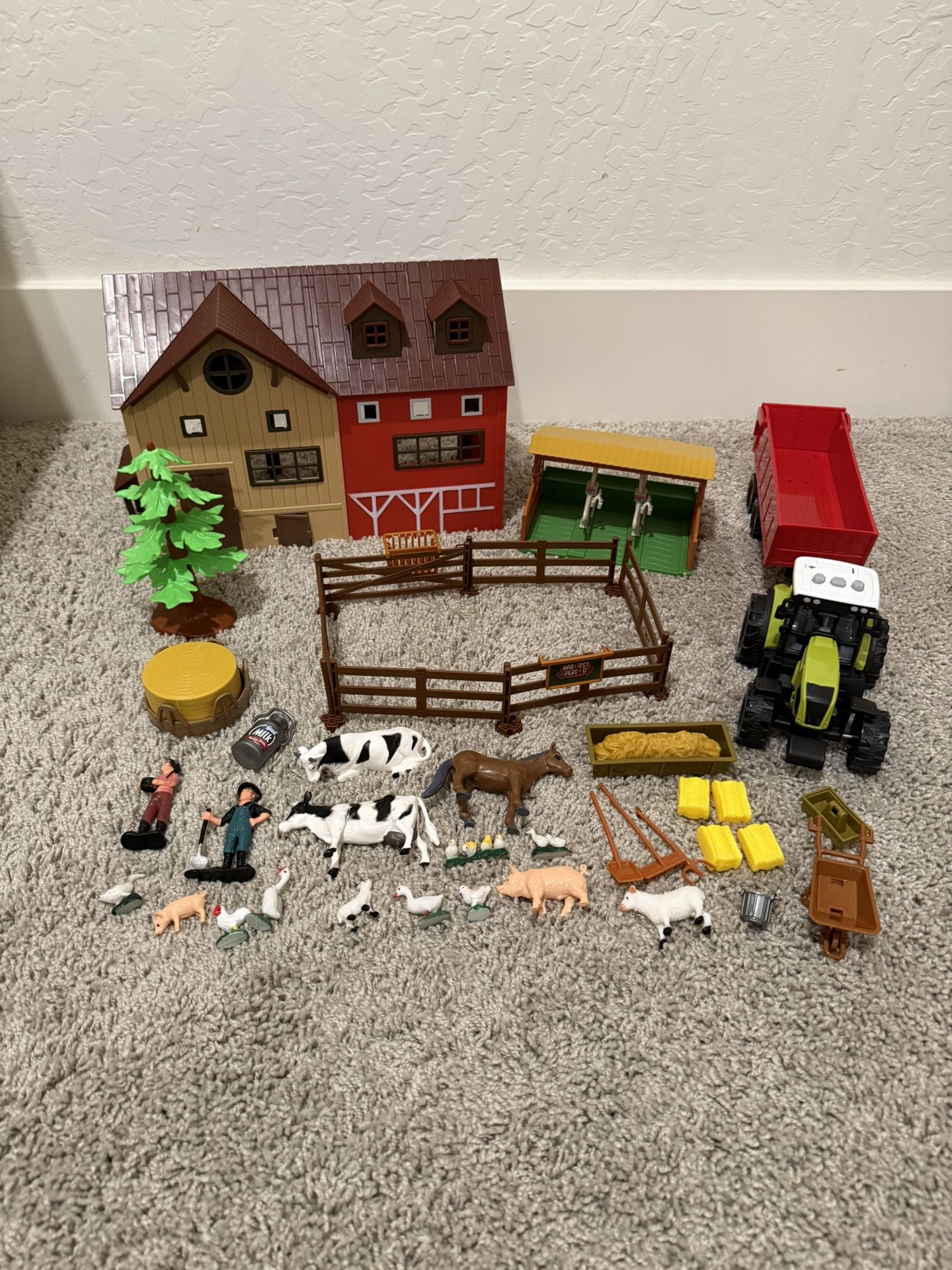 Kids toddler Farm Animals Barn House Toy Play set