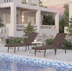 3-piece patio chaise lounge set contains two rattan chaise lounges, a small table