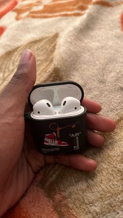 AirPods