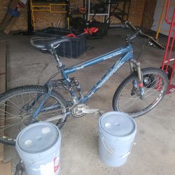 Kona Dawg Primo Profecional Mountain Bike Full Suspension