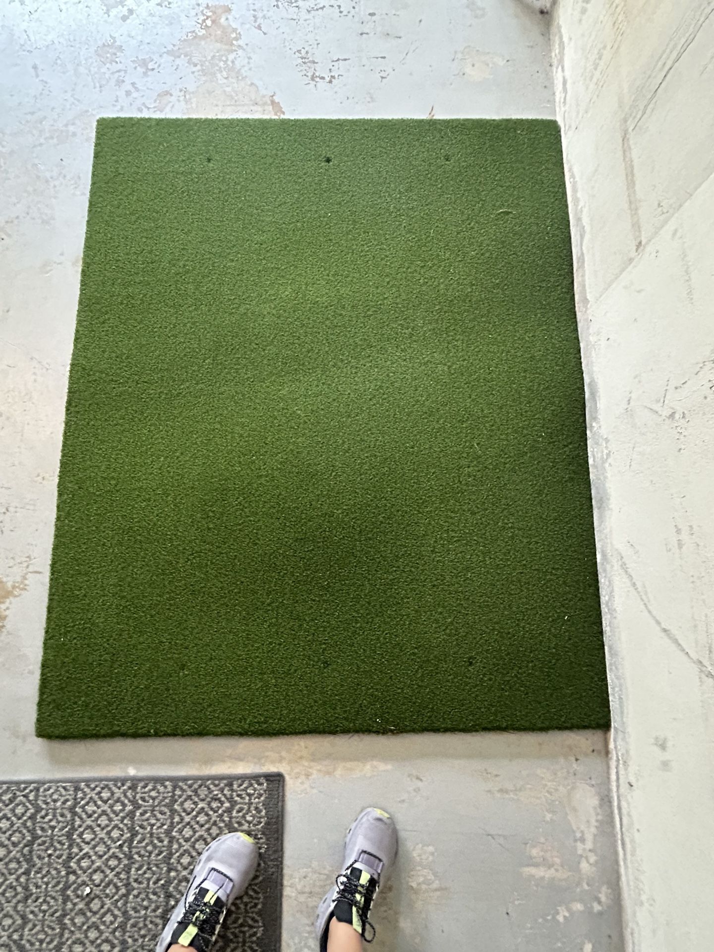 Pre Owned GoSports Golf Mat