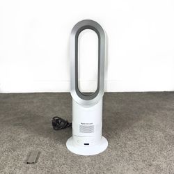 Dyson AM05 Air Multiplier Bladeless Hot + Cool Table Fan / Heater