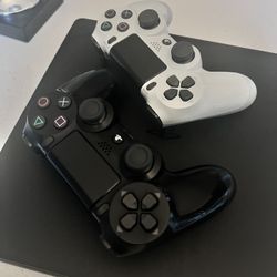 PS4 Slim 1 Tb With 2 Controller