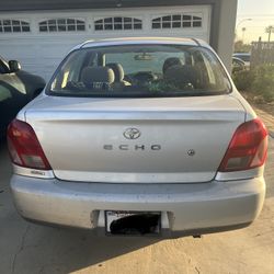 2001 Toyota Echo