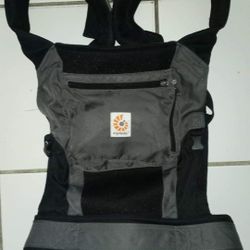 Ergobaby baby carrier $25 FIRM