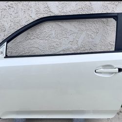 Door Scion tc