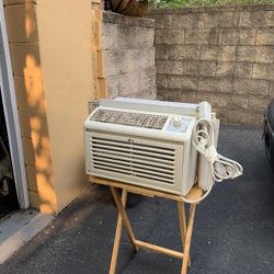 LG AIR CONDITIONER
