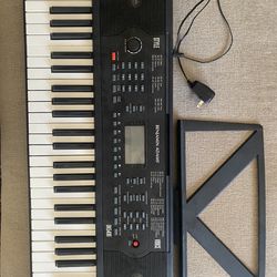 Benjamin Adam’s Dk5400 Portable Keyboard