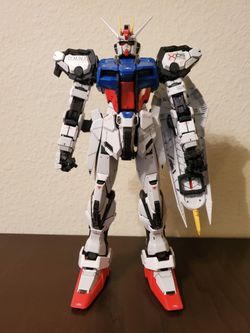 GAT X105 Strike Gundam 1/60 Scale Perfect Grade Model Bandai BUILT & DETAILED