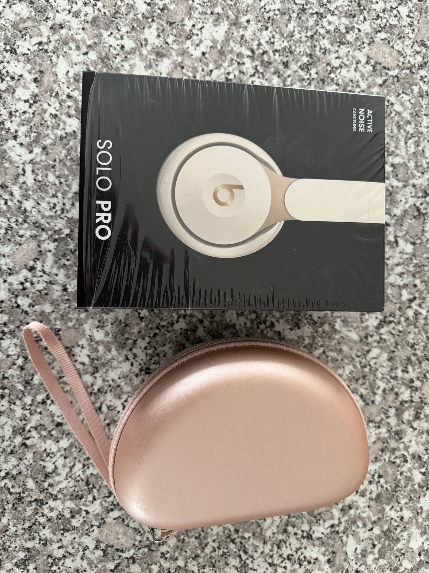 Beats Solo Pro Model A1881