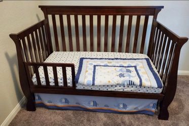 Dark Wood Convertible Crib Toddler Bed