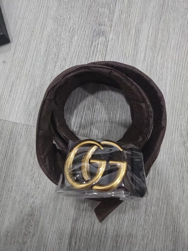 Black Gucci Leather Belt