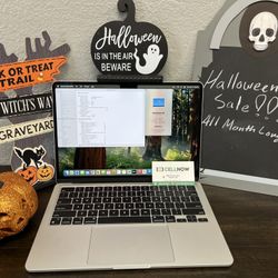 Halloween Promo 💀👻🎃 MacBook Air 13” 2024 M3 16GB RAM 256GB SSD - Silver
