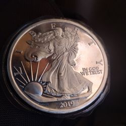 Silver 5oz ,999 Purity Coin