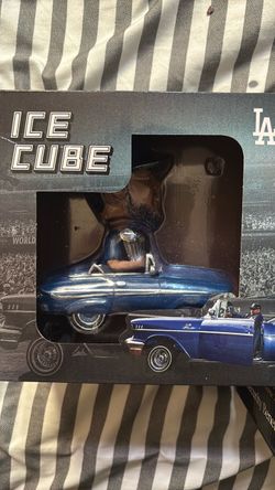 Ice cube Miguel Rojas shoei Ohtani