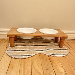 Wood Elevated Small Dog Cat Stand With Ceramic Food Bowls And Cotton Rug Mat