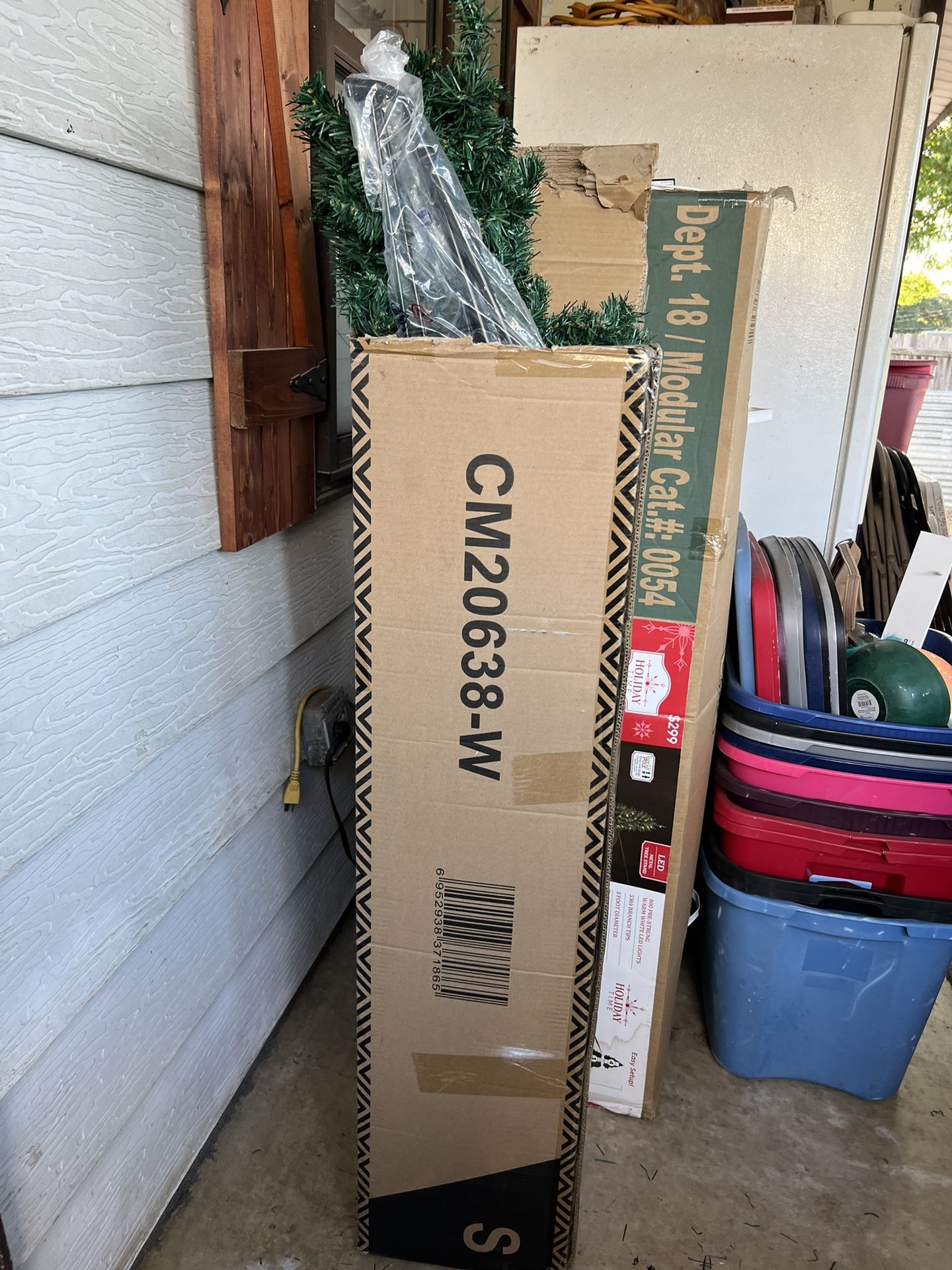 7- ft . Christmas Tree with lights