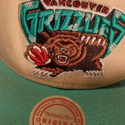 MITCHELL & NESS VANCOUVER GRIZZLIES SNAPBACK CAP 