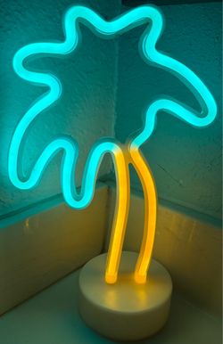 Neon Palm Tree LED Desk Light