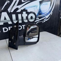 08-21  CHEVROLET EXPRESS SAVANA RH MANUAL   DOOR MIRROR.  E36