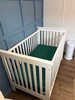 Delta 3-in-one convertible crib