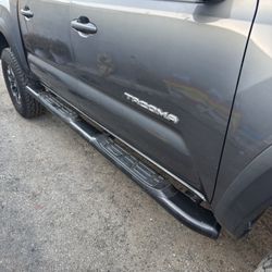 Toyota Tacoma  Double Cab 2005 2023  side board steps
