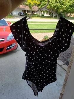Ladies off shoulder 1 pc top