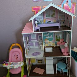 Kidscraft Dolls House