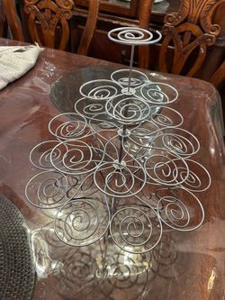 3-Tier Metal Wire Cupcake Stand