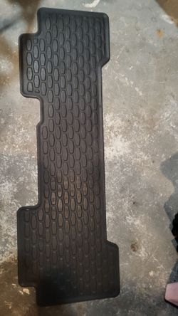 2nd row rubber mat for Honda pilot all years