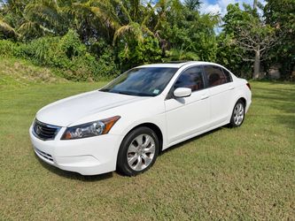 2010 Honda Accord • White / Tan • 2.4L