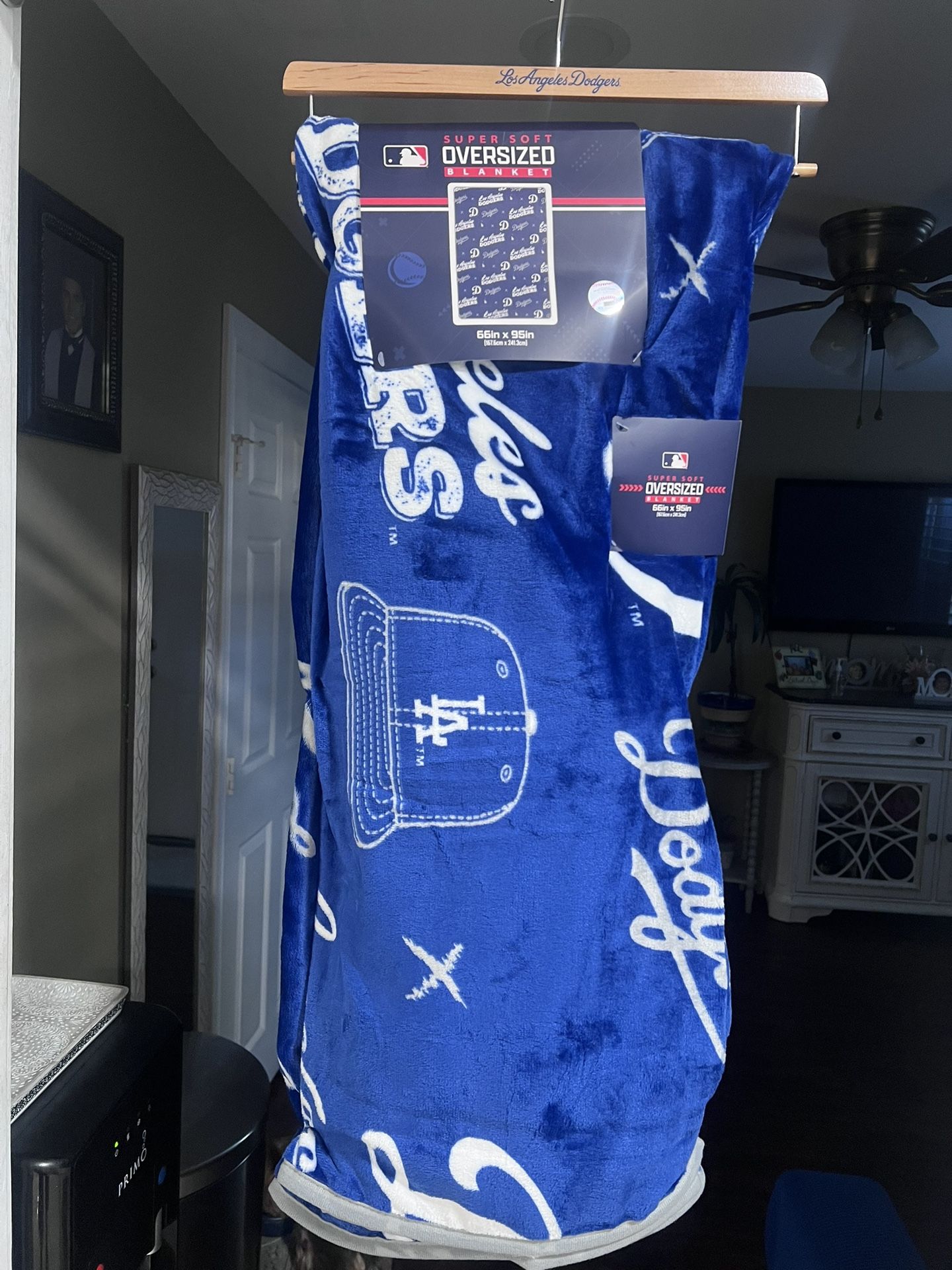 Super Soft Oversized Blanket and A Dodgers 34oz Tumbler