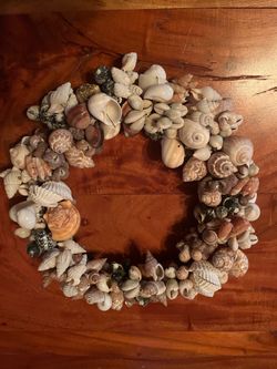 Seashell wreath