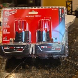 Milwaukee 3.0 Battery Set