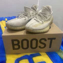 Yeezys Bone 350 Boost Size 11