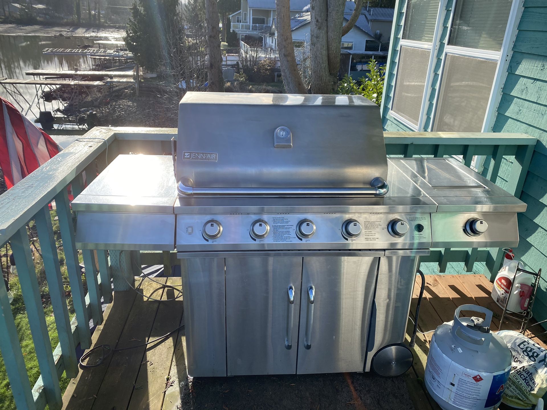 Commercial JennAir 5 Burner Gas Grill with Searing Side Burner for